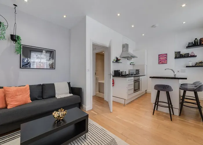 The Fitz Apartment - Modern 1BR APT